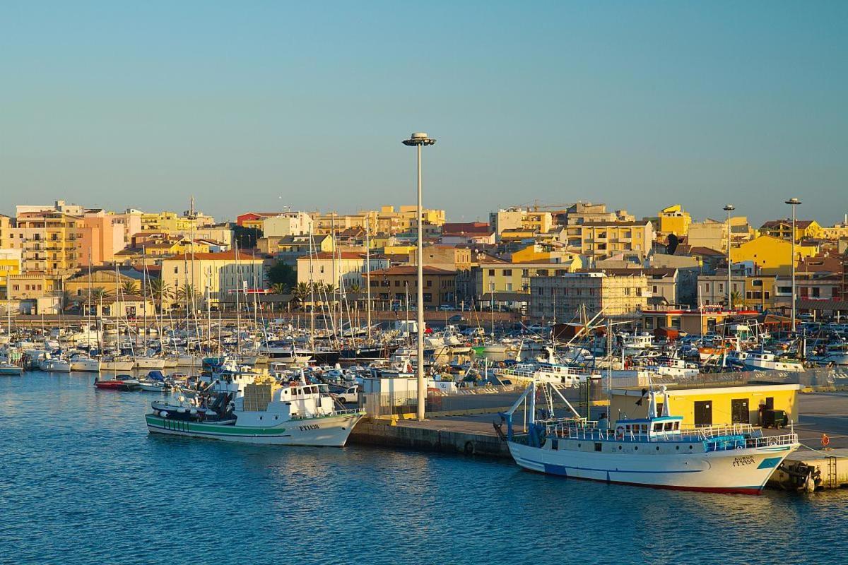 Sperry'S House Porto Torres Apartment Екстериор снимка